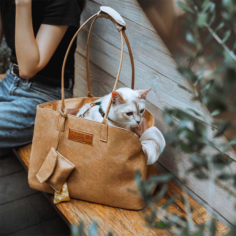Vogue Eco-friendly Dupont Waterproof Pet Carrier - City Roamer